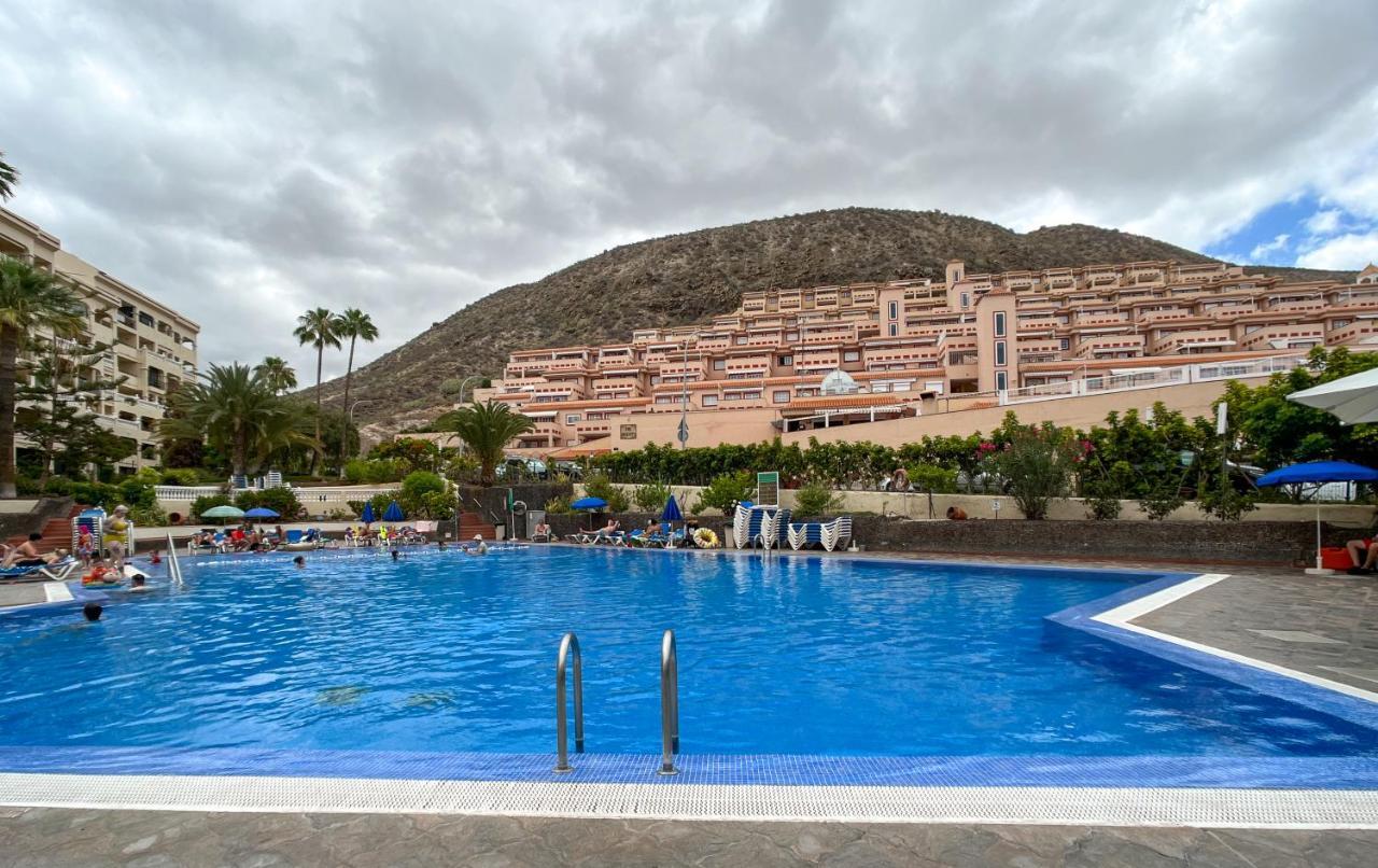Korallia Guesthouse Castle Harbour Los Cristianos  Exteriör bild